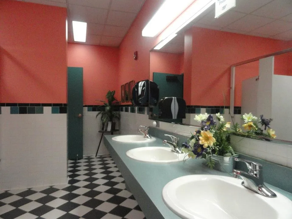 Divine Interiors - Photo 5