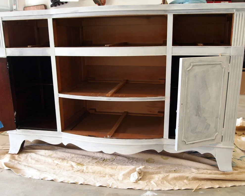 Love Your Room LLC - Photo 13
