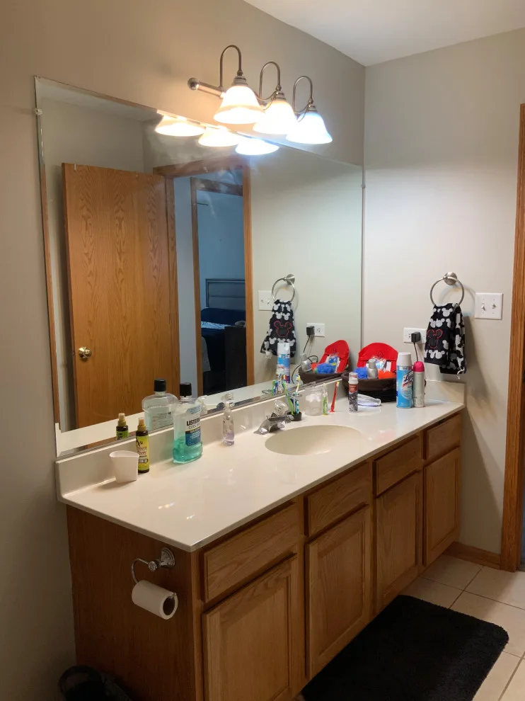 Chic bathroom makeover by Alluring Designs Chicago - Photo 2