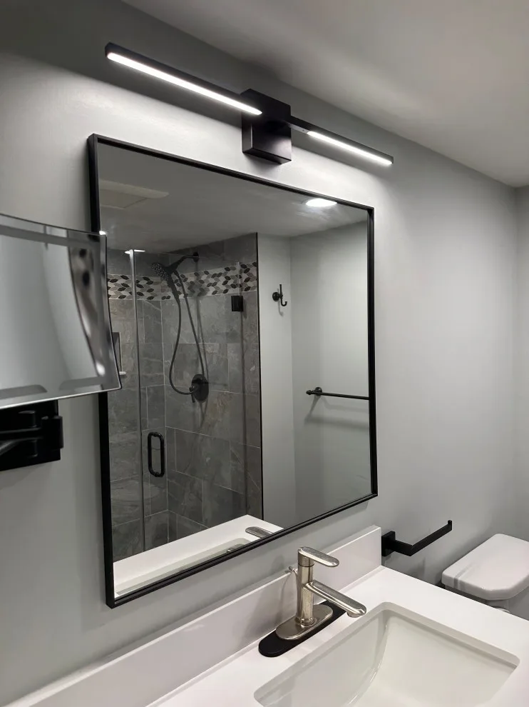Natural Hued Guest Bathroom by Bonae Interiors - Photo 3