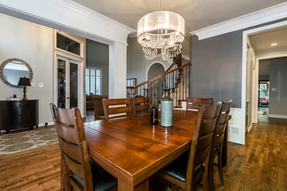 Chic Family Kitchen by Just The Thing Decorating, Staging, And Windows - Photo 9
