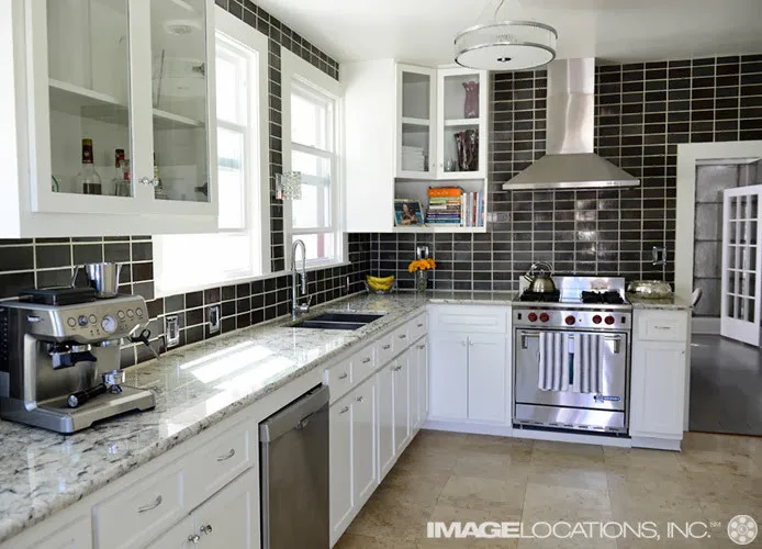 Coast To Coast Interiors - Photo 7
