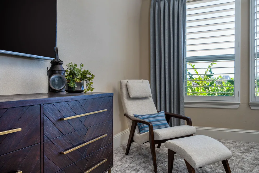 New Beginnings in an Empty Nest by Just The Thing Decorating, Staging, And Windows - Photo 7