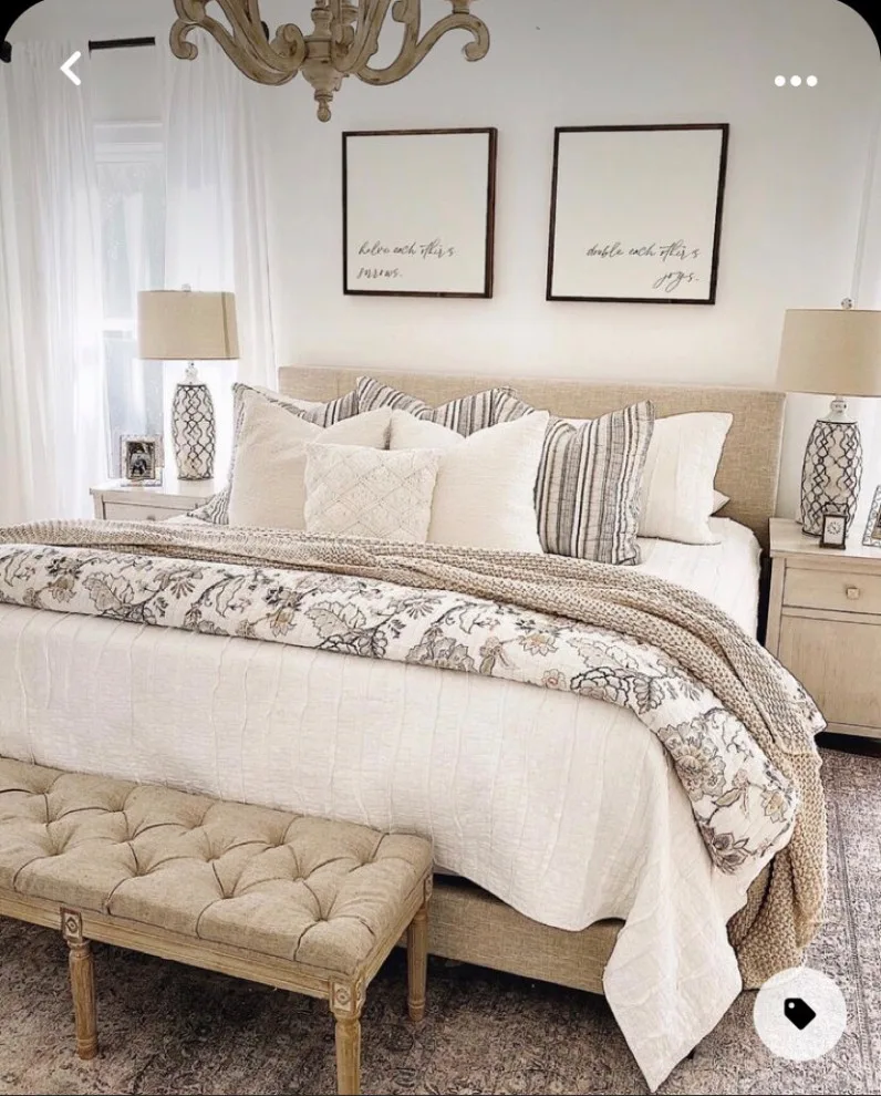 Contemporary Farmhouse by Oliviocity Decor & Design - Photo 5