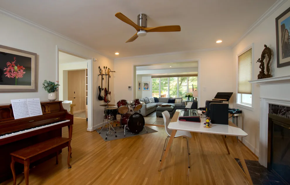 Urban Living by Montague Design - Photo 8