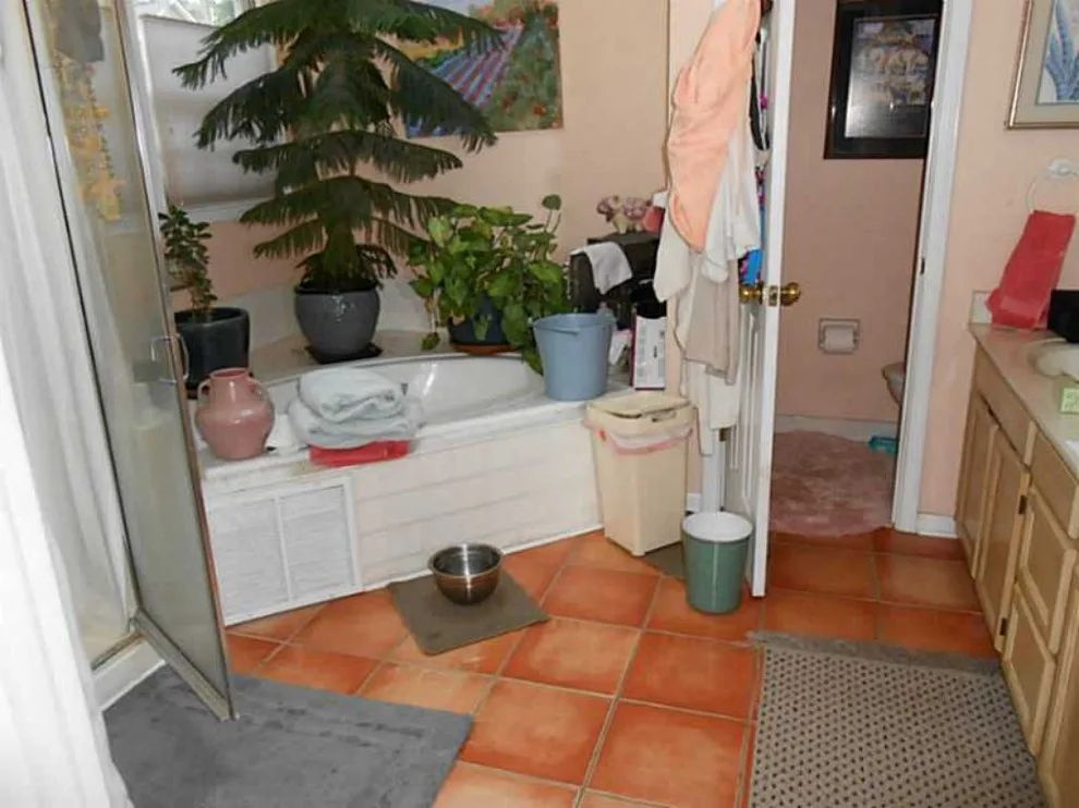 DeShazo Interiors - Photo 13