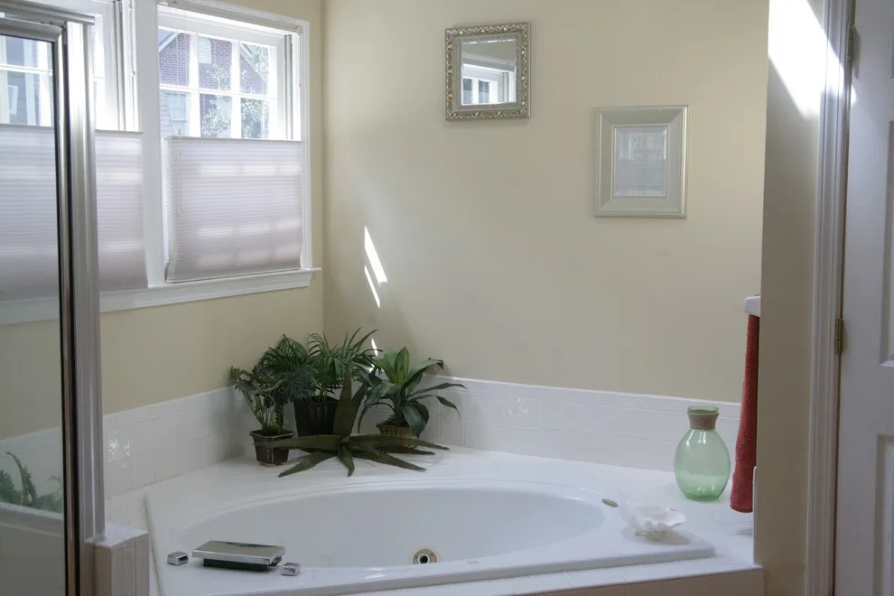 DeShazo Interiors - Photo 2