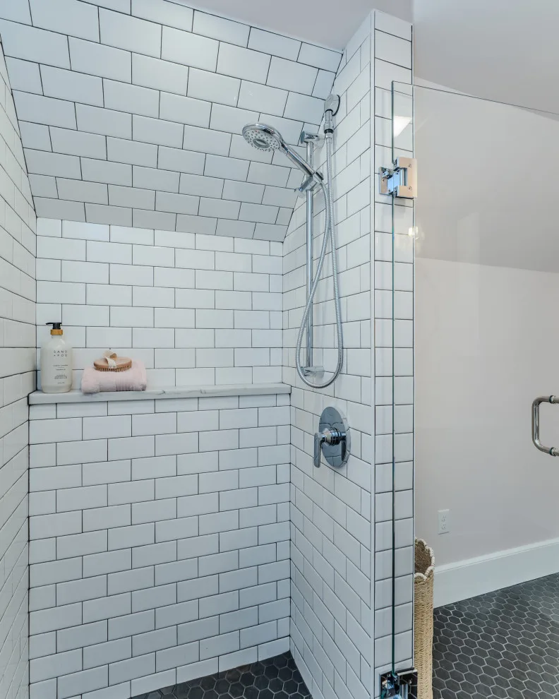 Farmington Spa by EDV Home Design - Photo 2