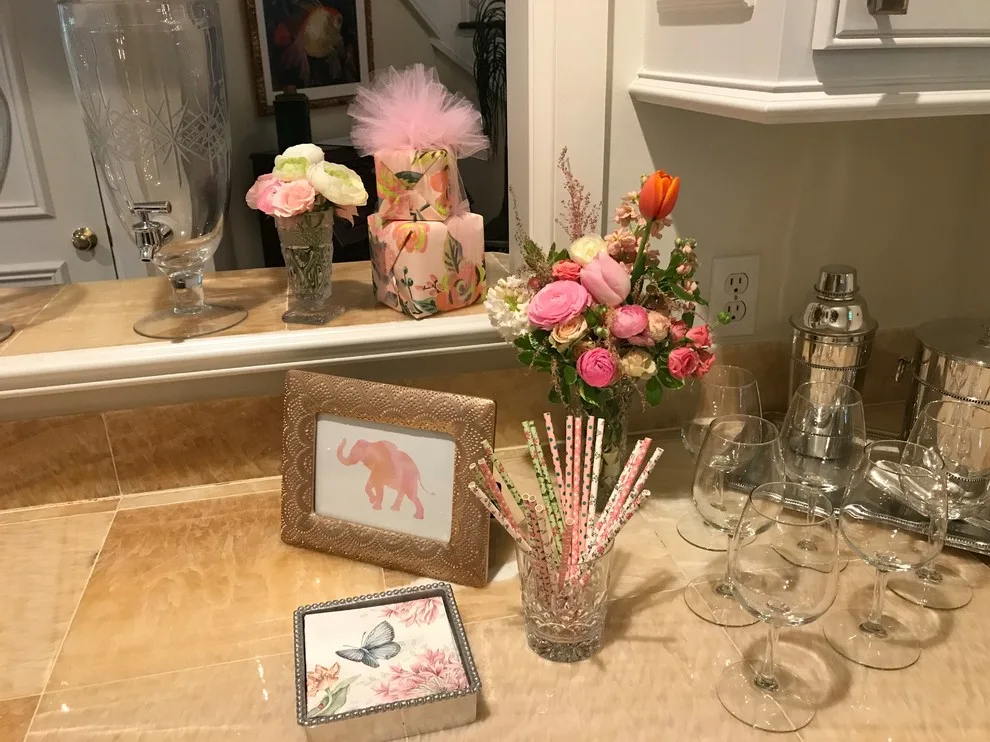 floral compositions by Janet Biddick Designs - Photo 220