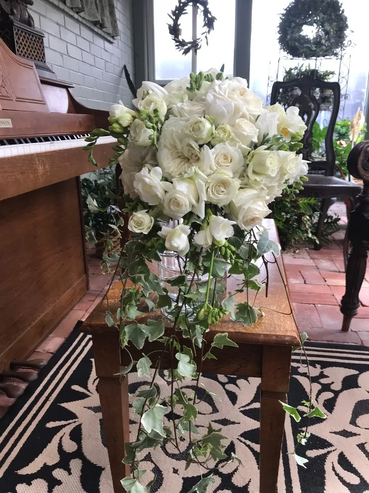 floral compositions by Janet Biddick Designs - Photo 192