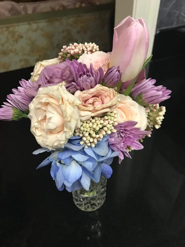 floral compositions by Janet Biddick Designs - Photo 21