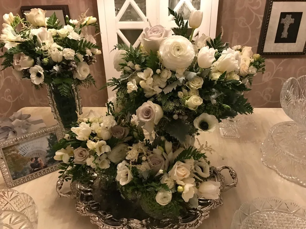 floral compositions by Janet Biddick Designs - Photo 203