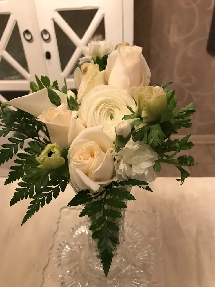 floral compositions by Janet Biddick Designs - Photo 160