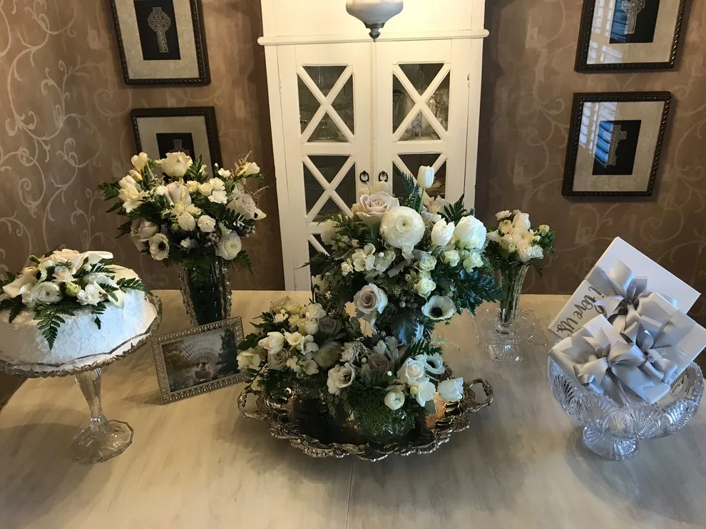 floral compositions by Janet Biddick Designs - Photo 256