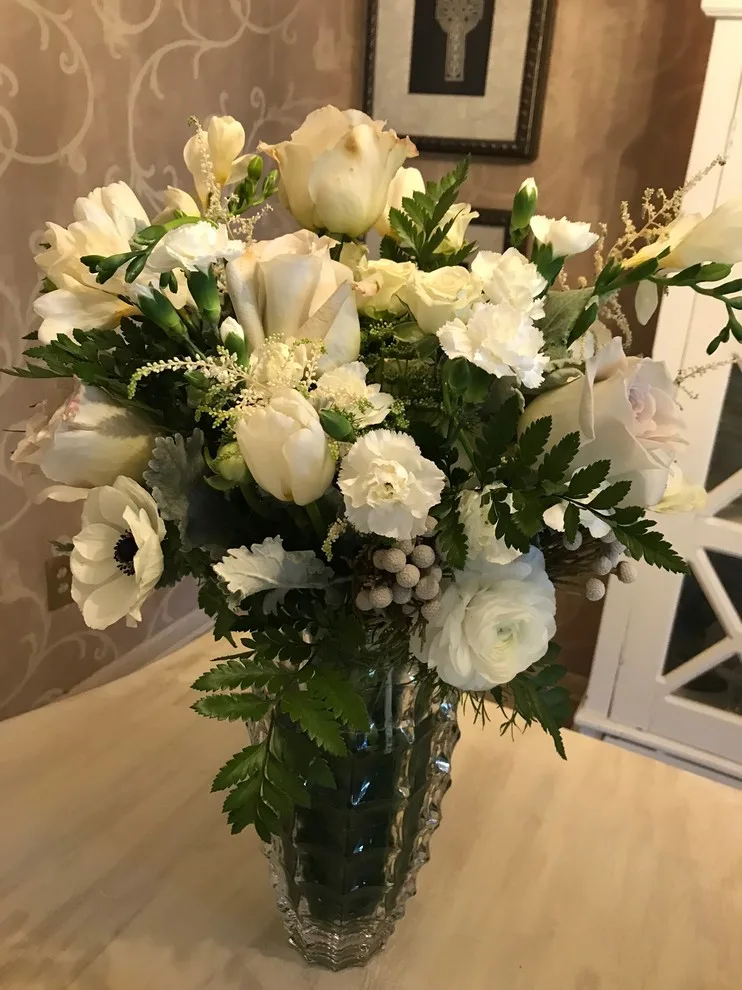 floral compositions by Janet Biddick Designs - Photo 204