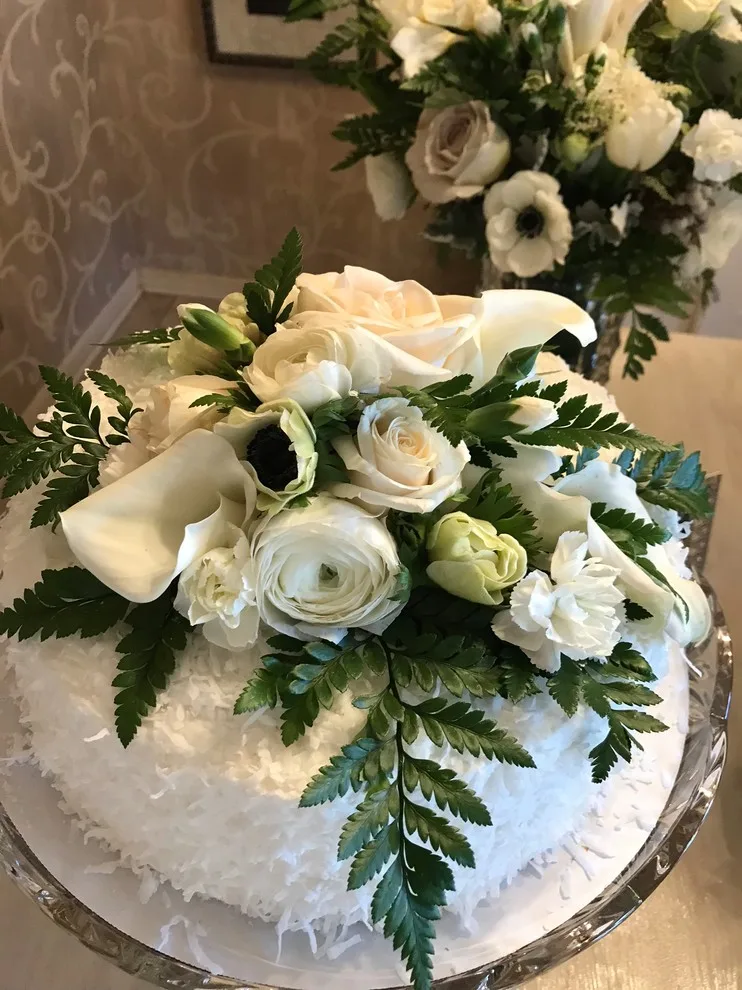floral compositions by Janet Biddick Designs - Photo 223