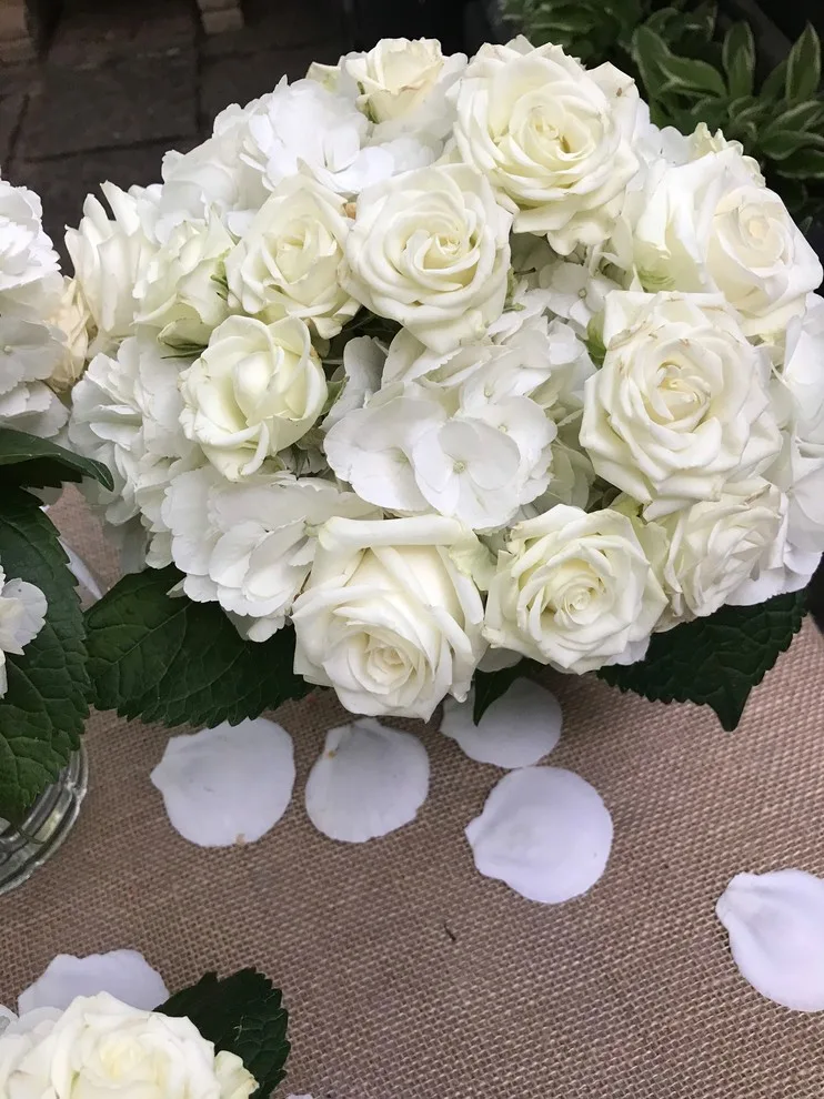 floral compositions by Janet Biddick Designs - Photo 273