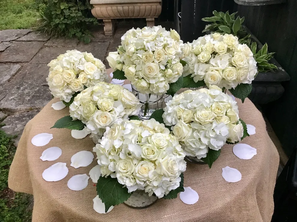 floral compositions by Janet Biddick Designs - Photo 11