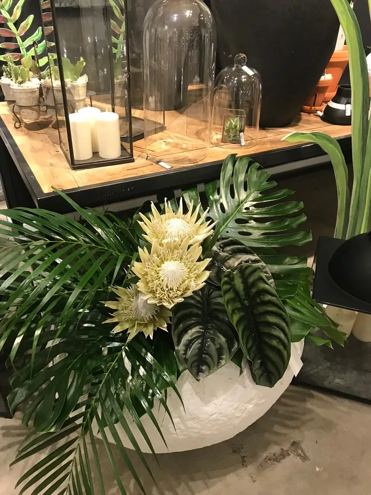 floral compositions by Janet Biddick Designs - Photo 18