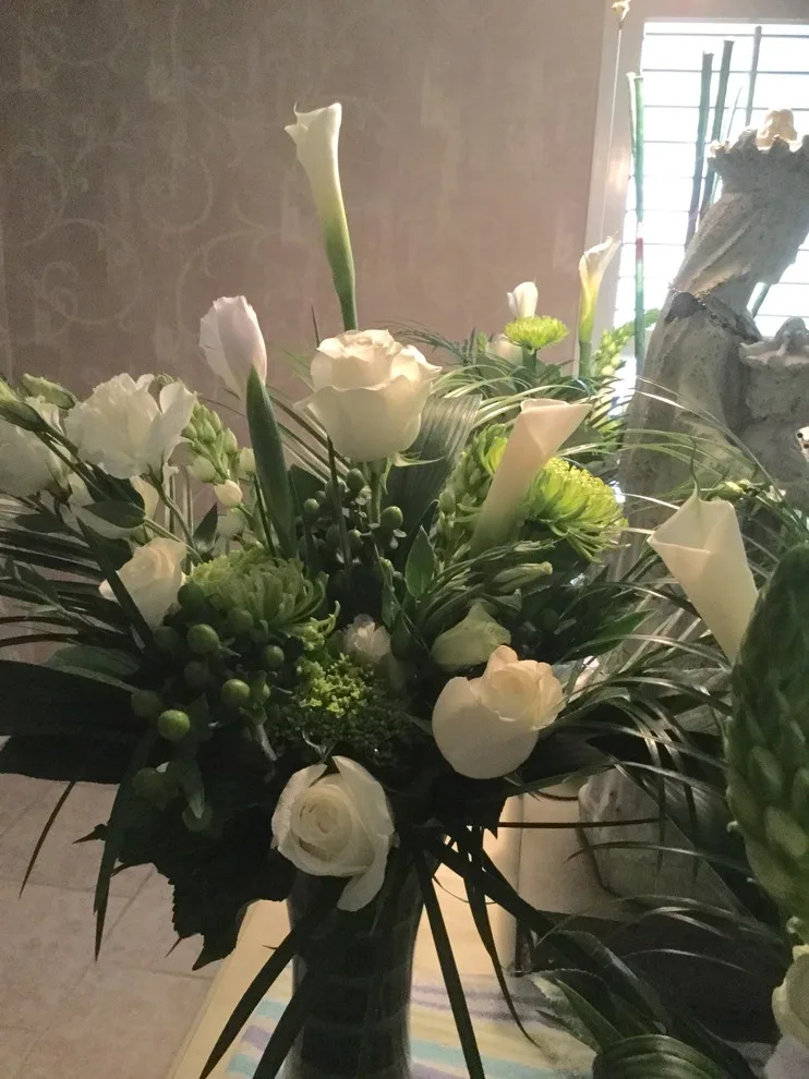 floral compositions by Janet Biddick Designs - Photo 95