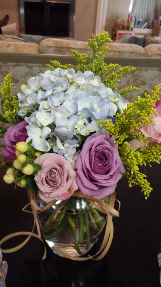 floral compositions by Janet Biddick Designs - Photo 224