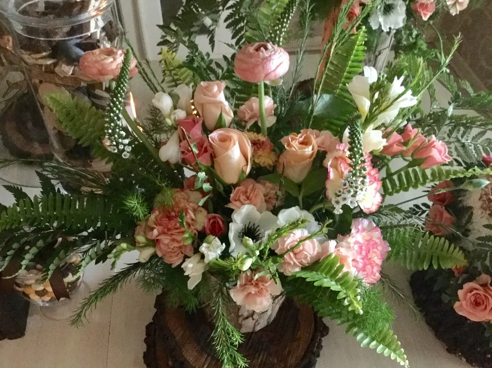 floral compositions by Janet Biddick Designs - Photo 50