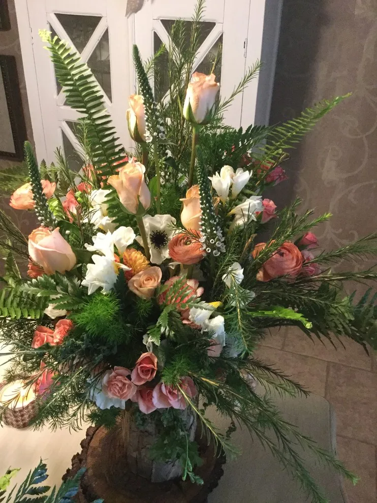 floral compositions by Janet Biddick Designs - Photo 91