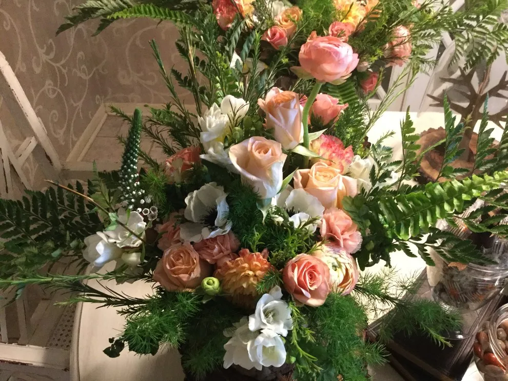 floral compositions by Janet Biddick Designs - Photo 167