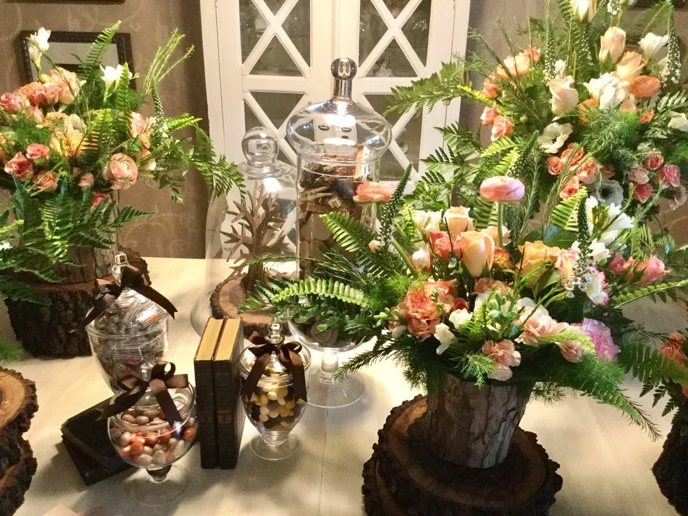 floral compositions by Janet Biddick Designs - Photo 206