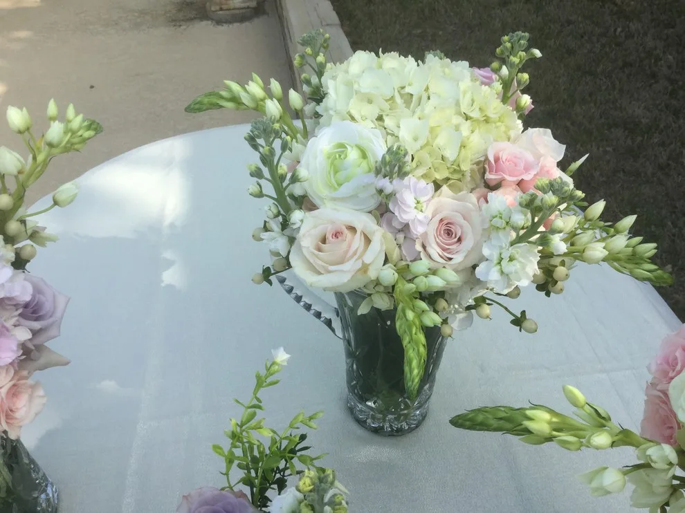 floral compositions by Janet Biddick Designs - Photo 16