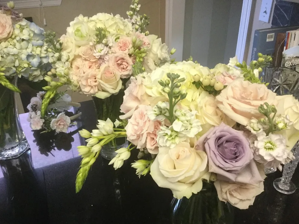 floral compositions by Janet Biddick Designs - Photo 38