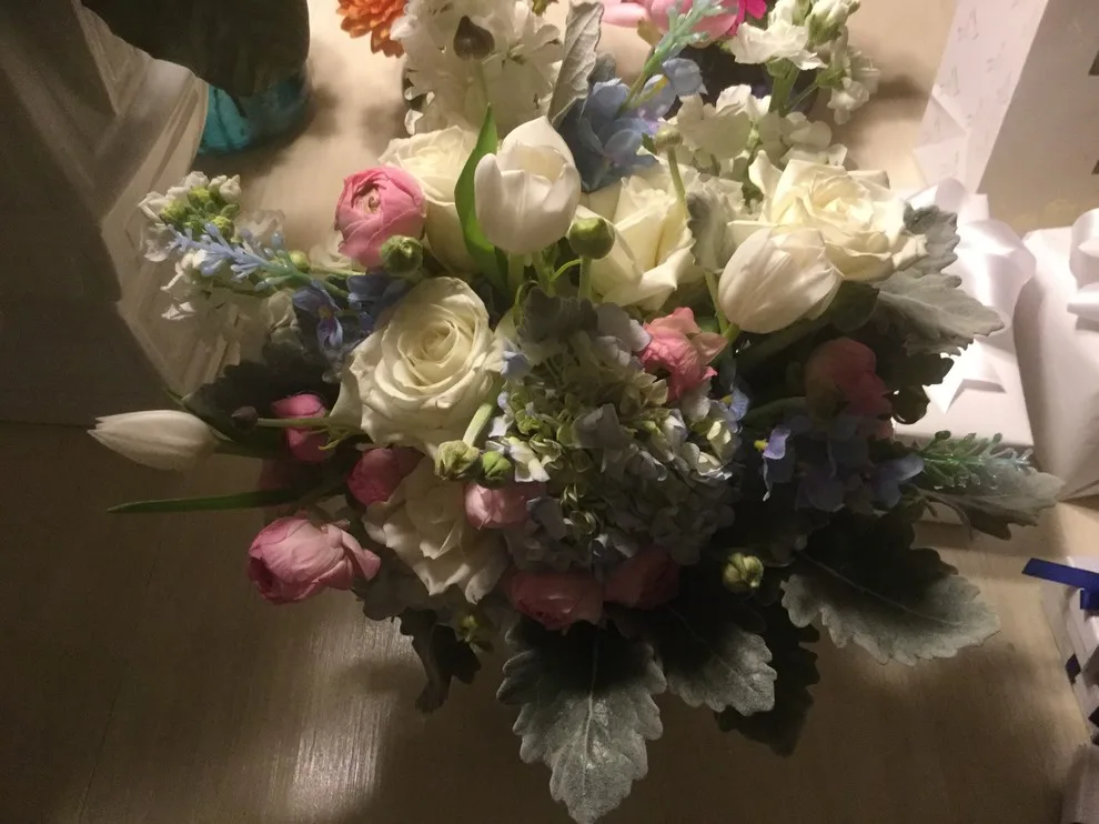 floral compositions by Janet Biddick Designs - Photo 13