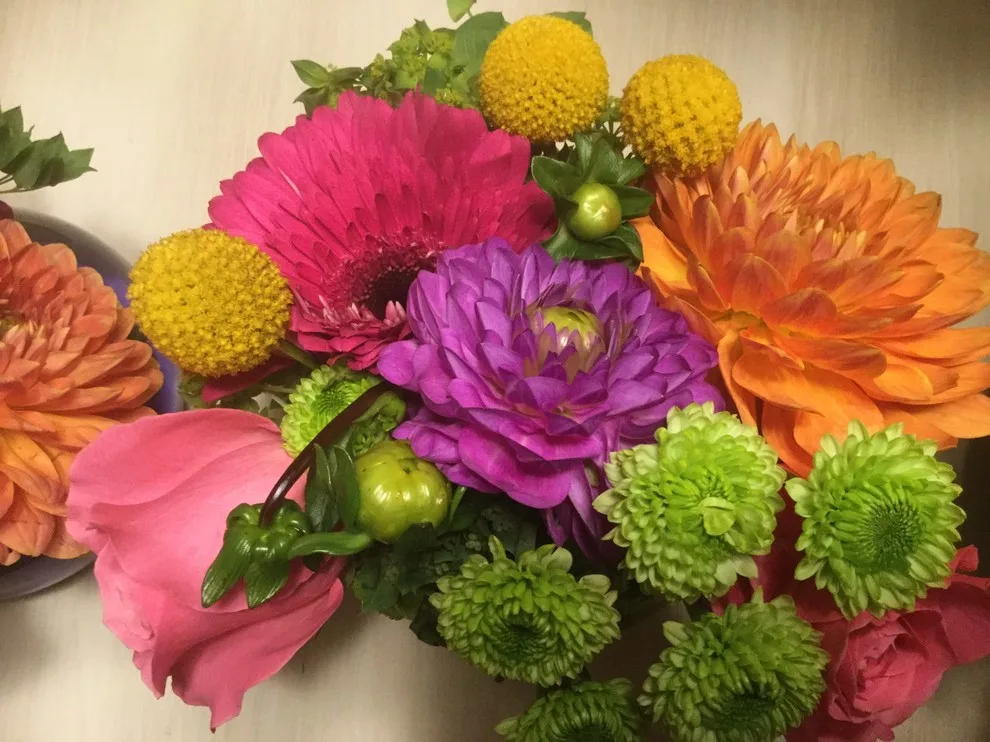 floral compositions by Janet Biddick Designs - Photo 15
