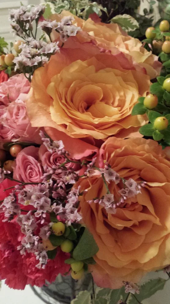 floral compositions by Janet Biddick Designs - Photo 135