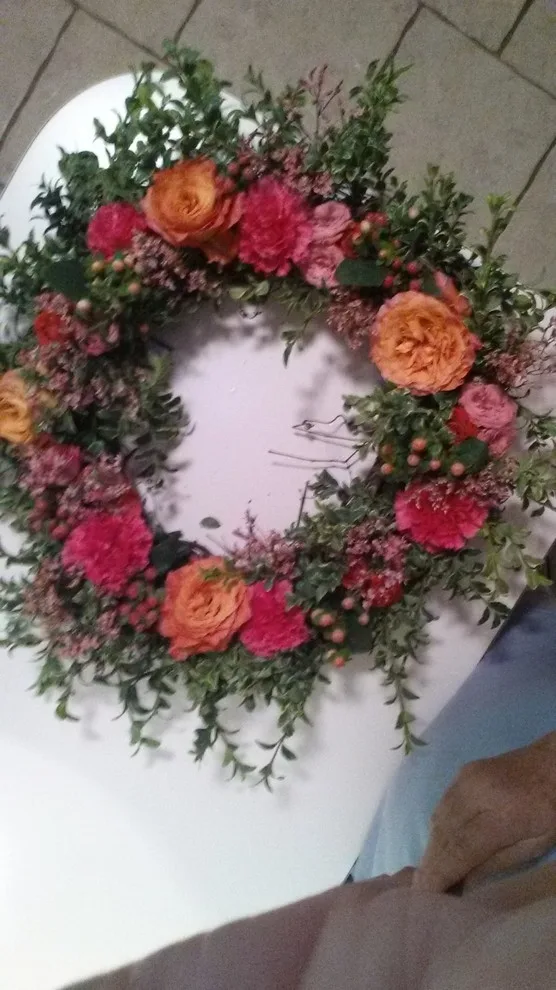 floral compositions by Janet Biddick Designs - Photo 74