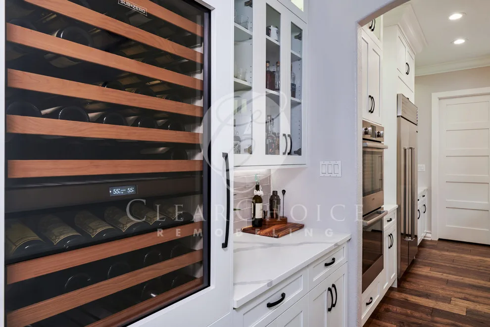 FRENCH EVOLUTIONARY by Jana Ward Interiors - Photo 15
