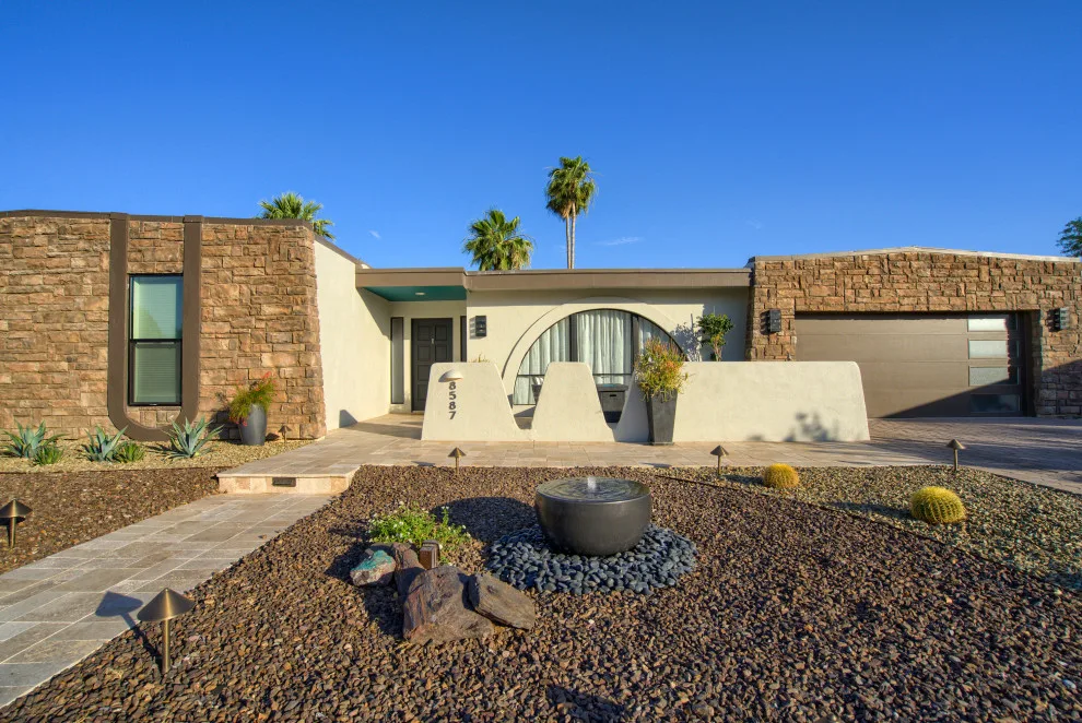 Gainey Ranch Mid-Century Modern Facade by Southworth Interior Design - Photo 8