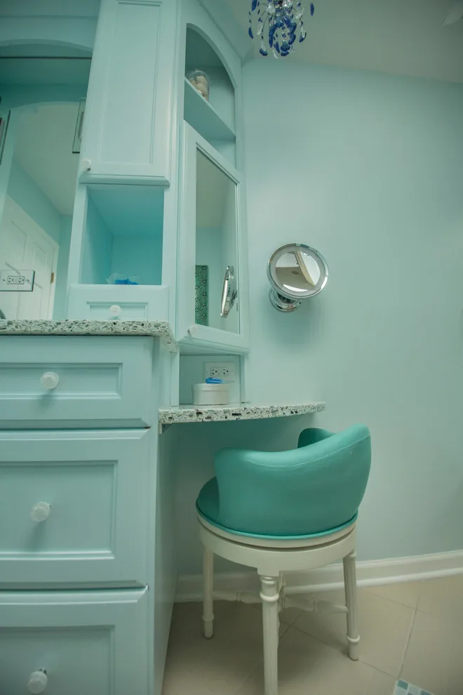 Northbrook, IL Girls' Restroom by Tina Dann-Fenwick Interiors - Photo 4