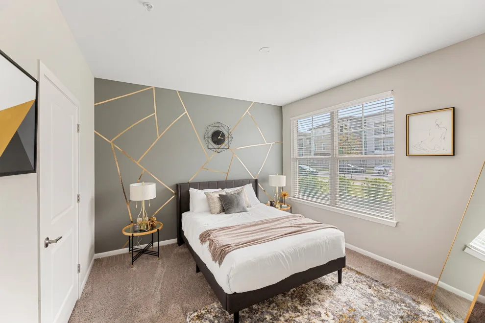 Chic Pink Apartment: Complete AirBNB Design Service by Interiors À La Mode, LLC - Photo 11