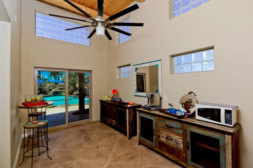 Golf Course Property Staging - SOLD by Victoria Staging & ReDesign - Photo 11