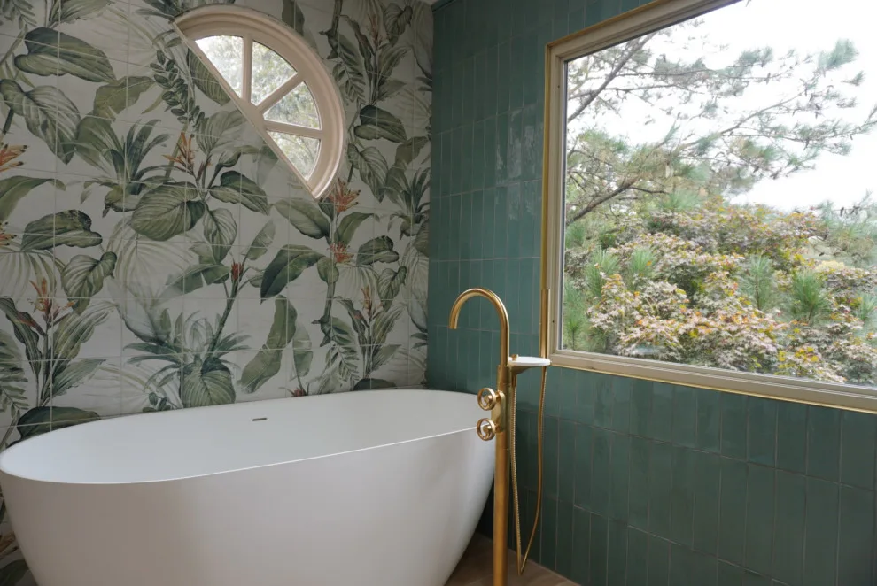 Eco-Friendly Bathroom with a Scenic View by Dust To Diamonds Designs - Photo 13