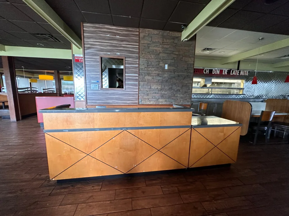 Sushi eatery by EDV Home Design - Photo 4