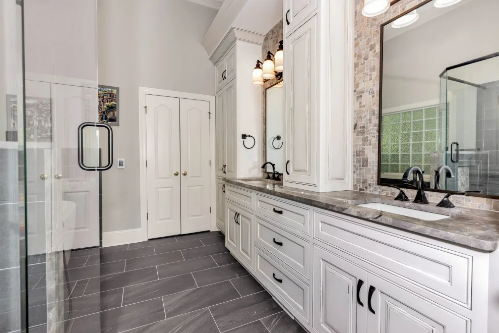 Valley Oasis Bathroom Renovation by Kristen Oldfield Design - Photo 11