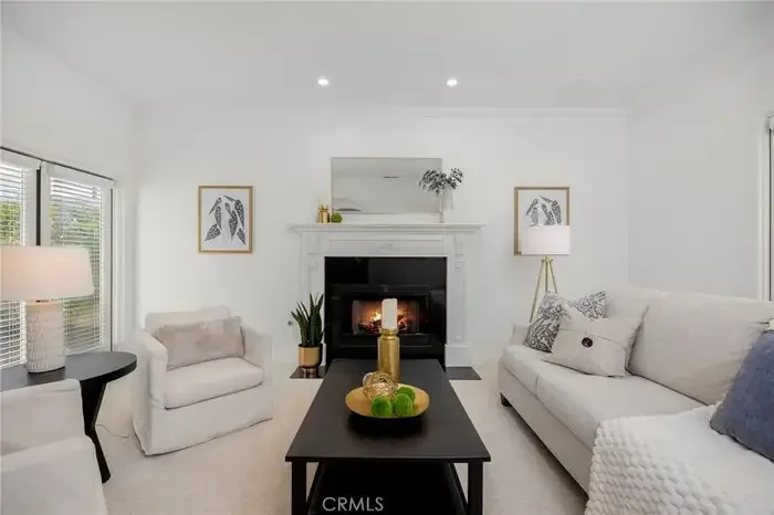 Coastal Homes Staging by HOM by HOM Staging & Design - Photo 12