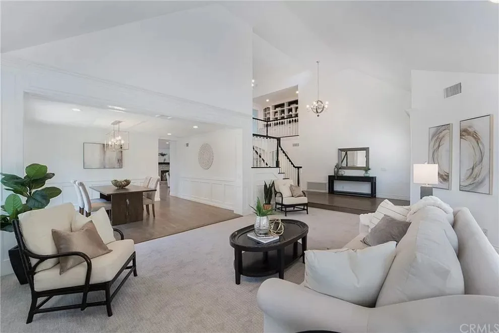 Coastal Homes Staging by HOM by HOM Staging & Design - Photo 10