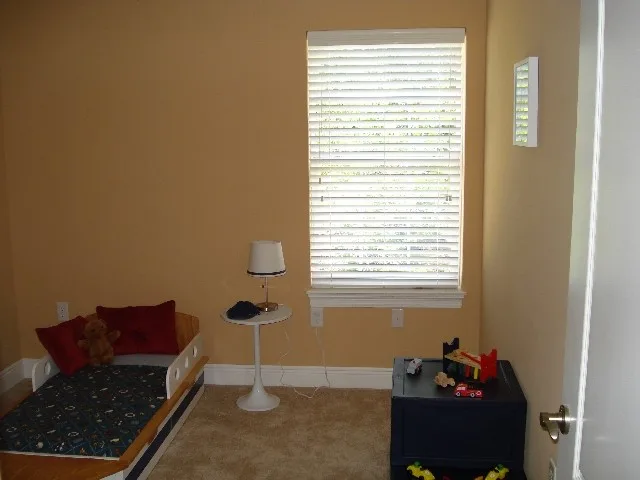 Serene townhouse by Sunshine Menefee - Photo 11