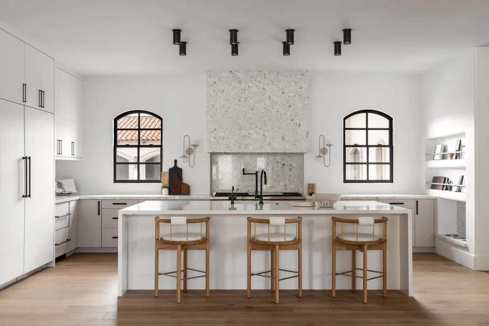 Arched Abode by Kaitlyn Wolfe - Photo 9