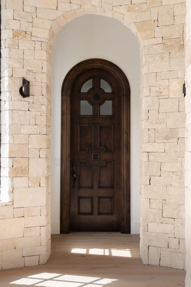 Arched Abode by Kaitlyn Wolfe - Photo 34