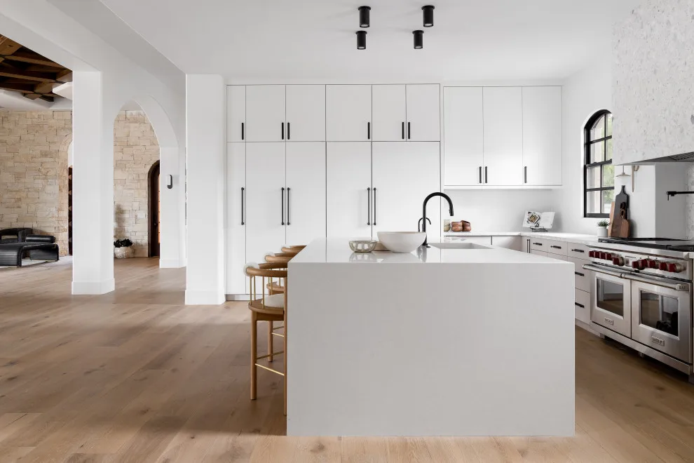 Arched Abode by Kaitlyn Wolfe - Photo 67