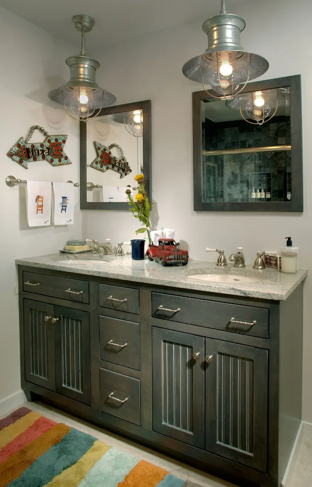 Villa on the Mountainside by Welcome Home Design Group - Photo 4
